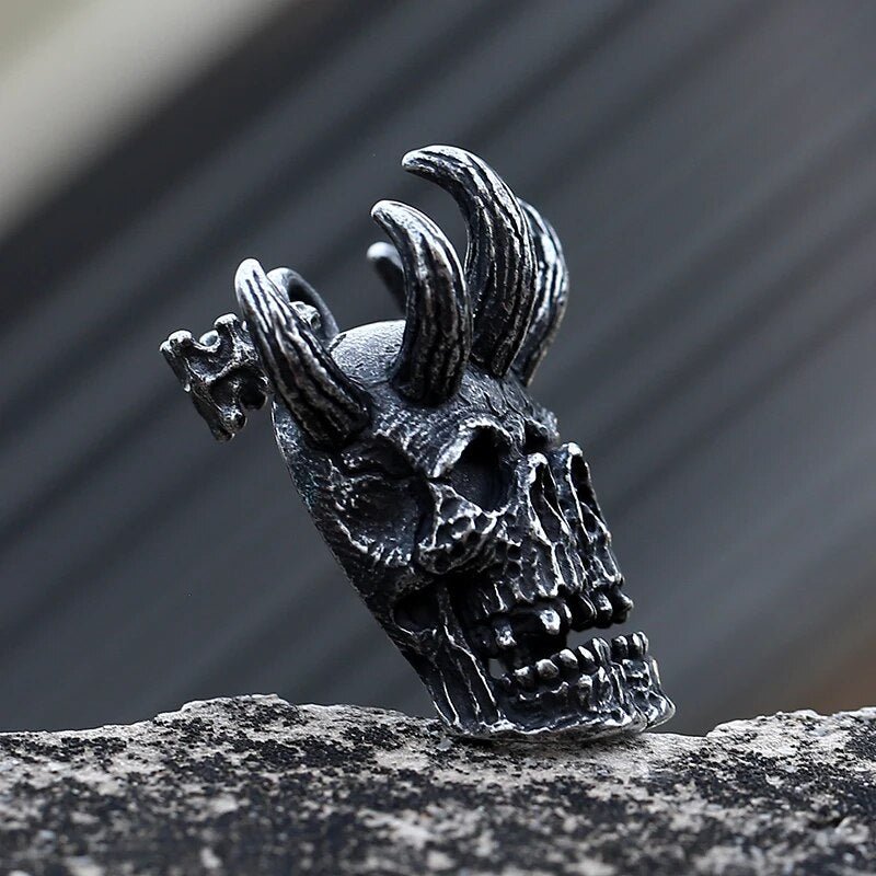 Conjoined Horned Twin Skulls Pendant - Chrome Cult