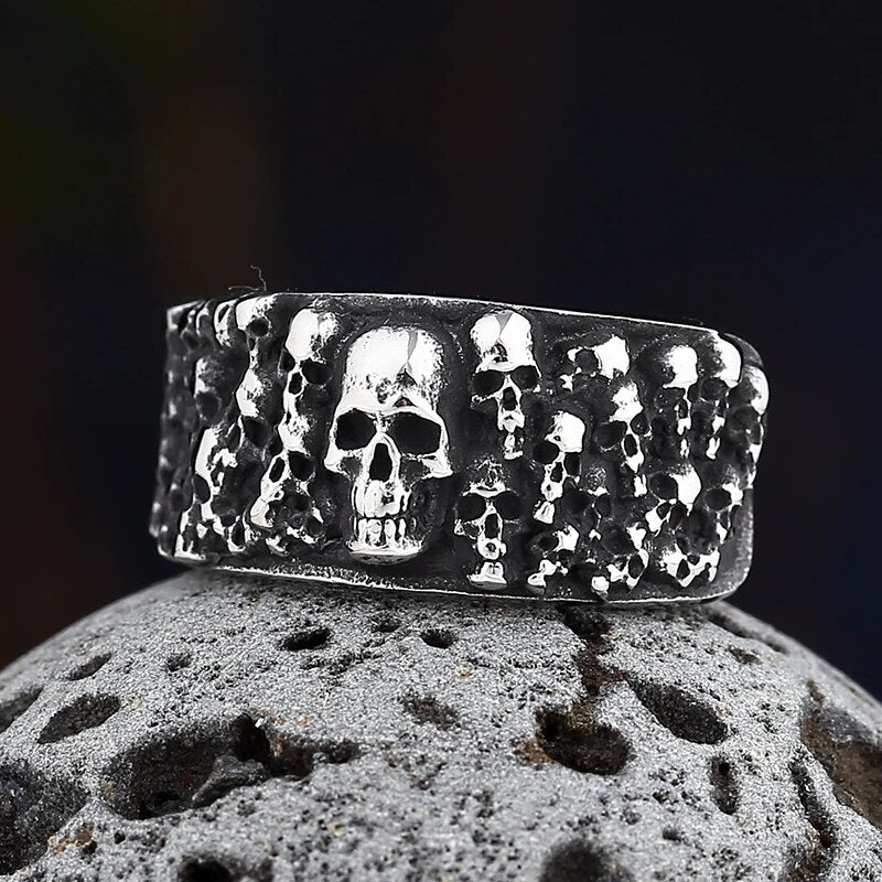 Skulls Of The Catacombs Ring