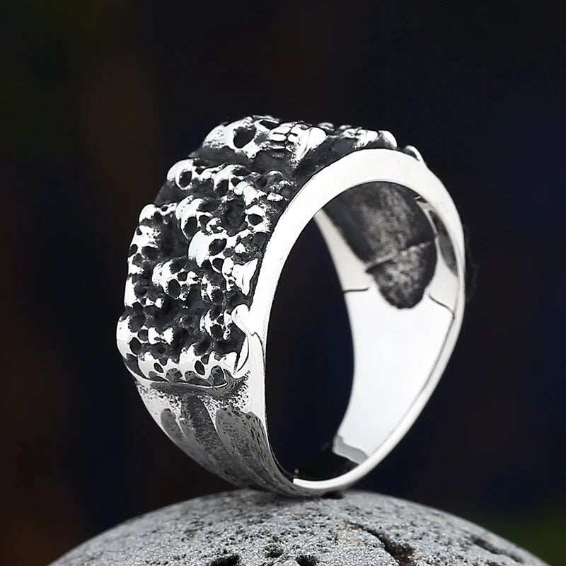 Skulls Of The Catacombs Ring