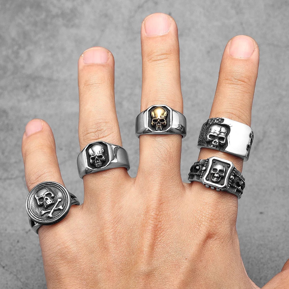 Obsidian Skull Signet Ring – 316L Stainless Steel Gothic Jewelry by Chrome Cult