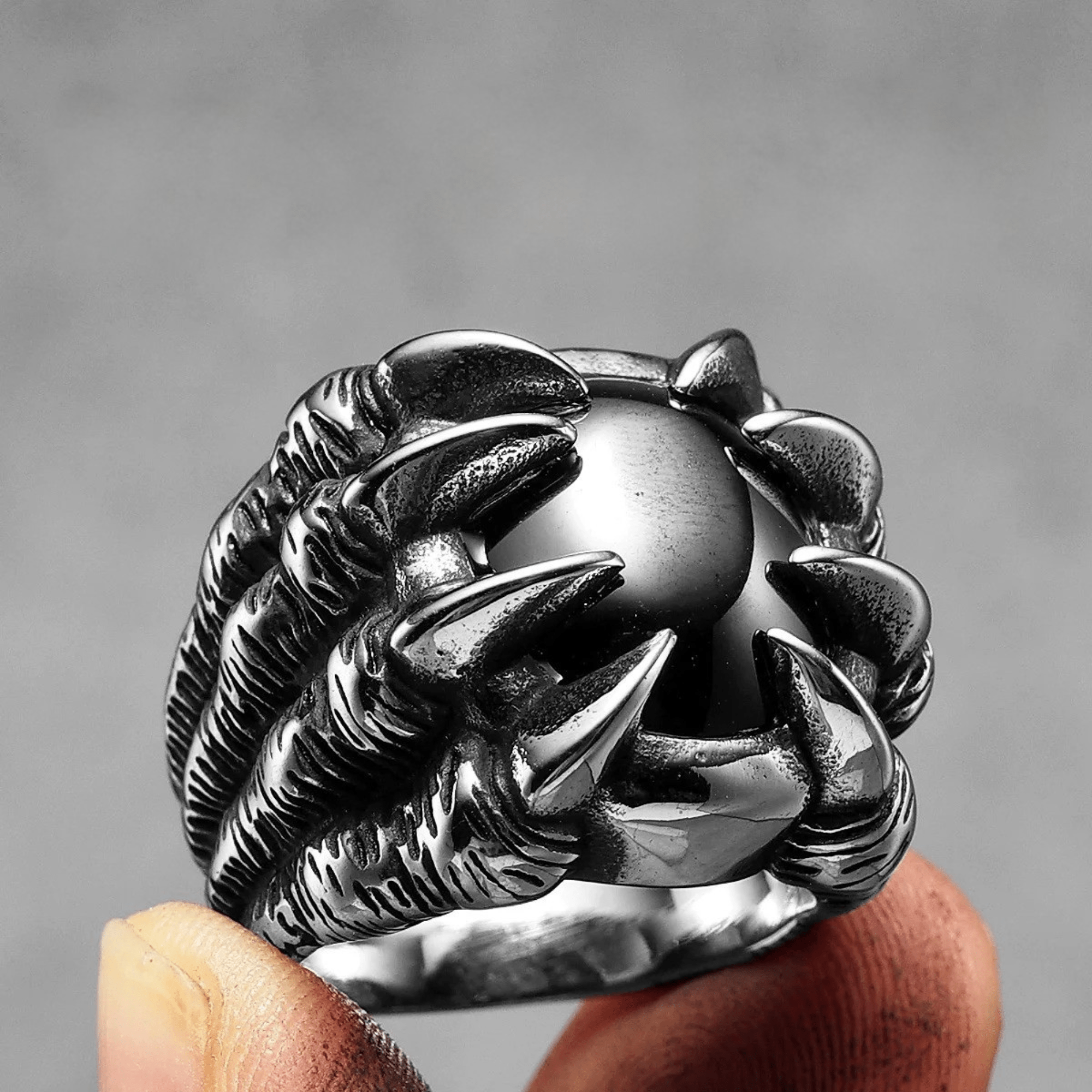 Ritual Dragon Claw Ring – 316L Stainless Steel Gothic Jewelry by Chrome Cult