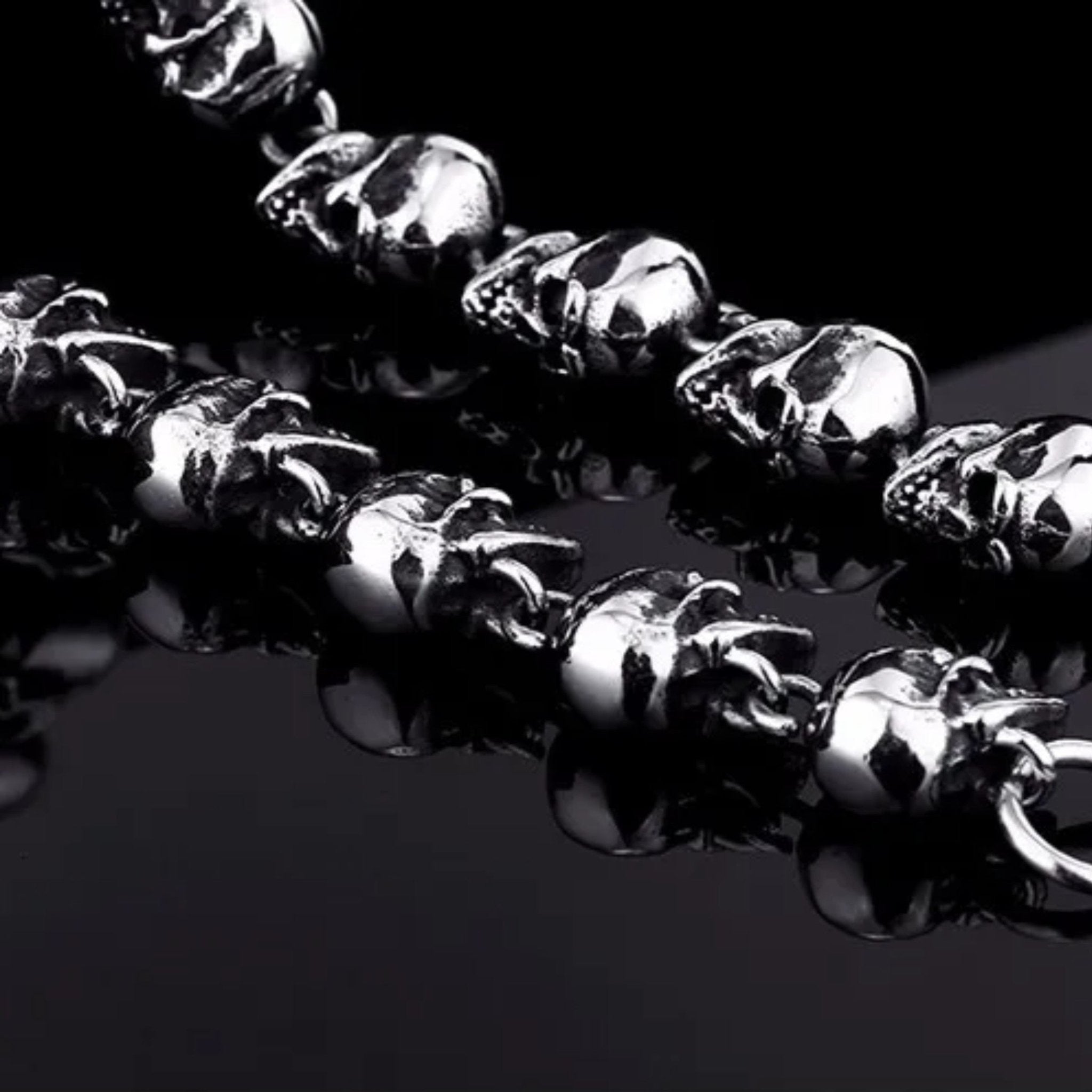 Ritual of Skulls Chain - Chrome Cult