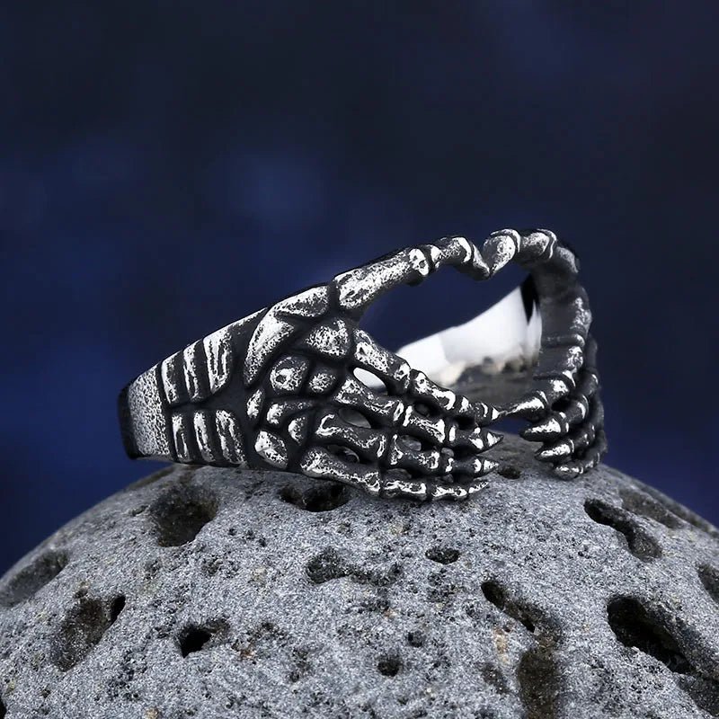 Skeleton Hands Heart Ring - Chrome Cult