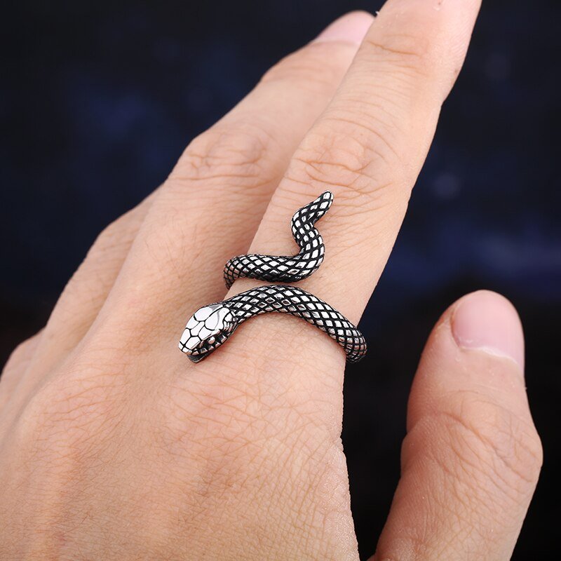 3D Snake Ring - Chrome Cult