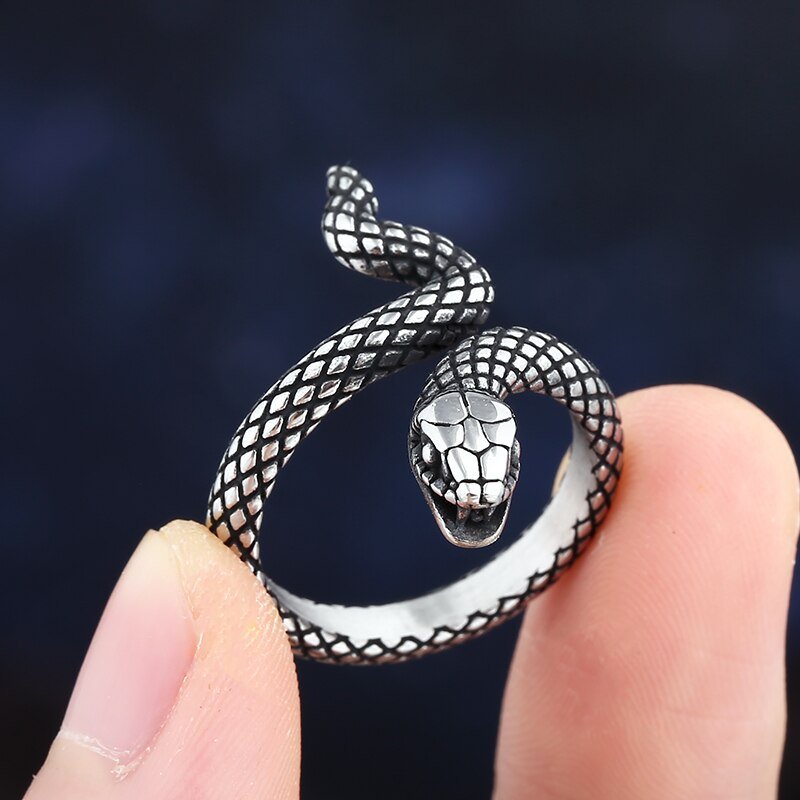 3D Snake Ring - Chrome Cult