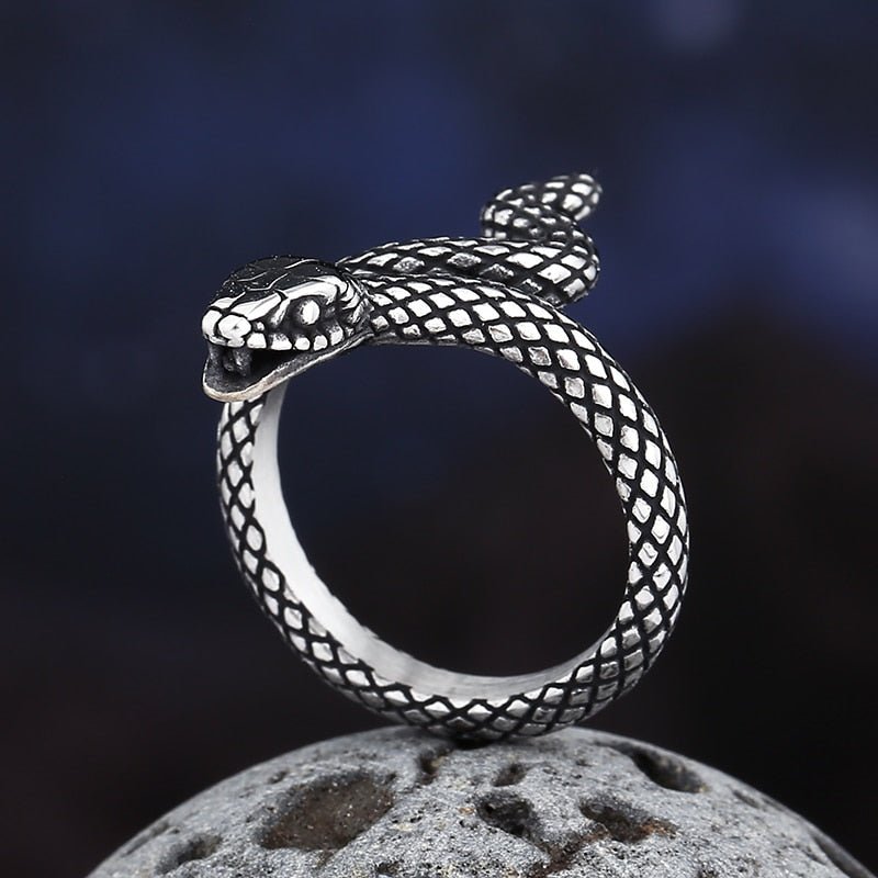 3D Snake Ring - Chrome Cult