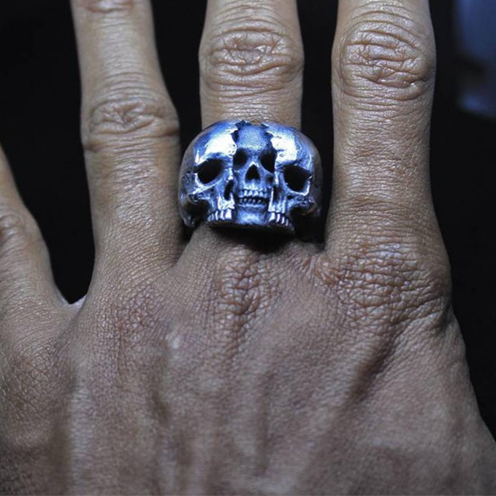 Calvarium Three-Headed Skulls Ring