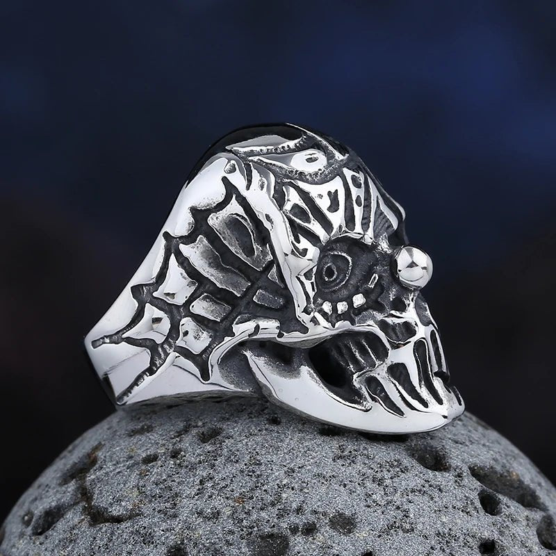 A Pierrots Webbed Skull Clown Ring - Chrome Cult