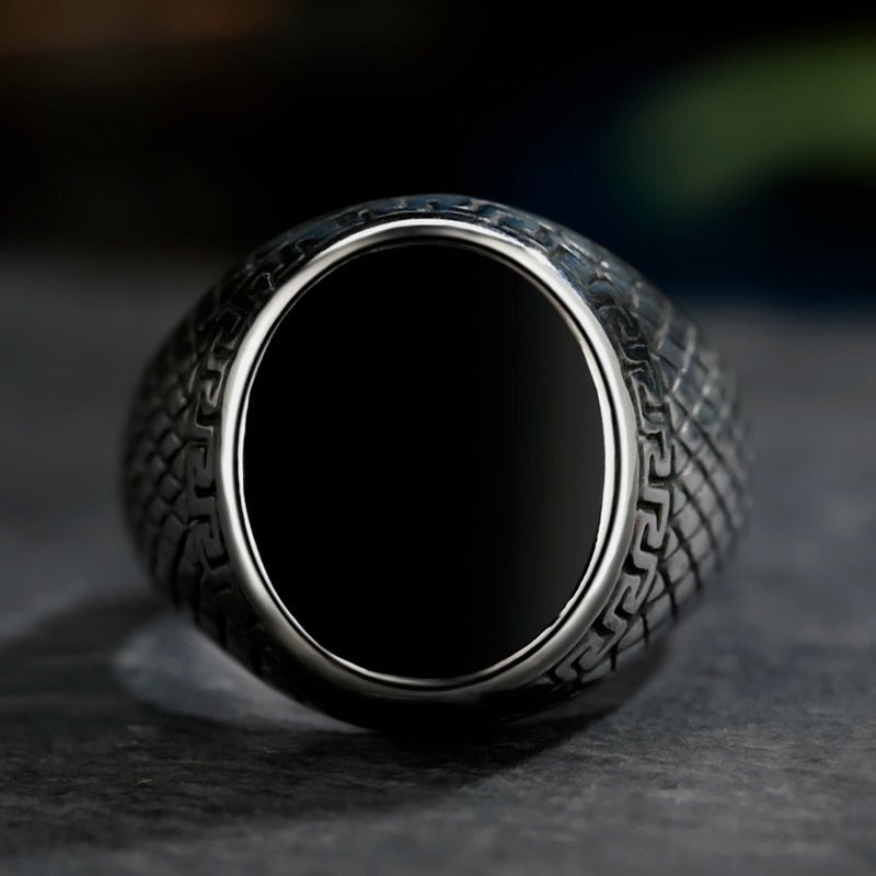 Black Stone Snakeskin Ring