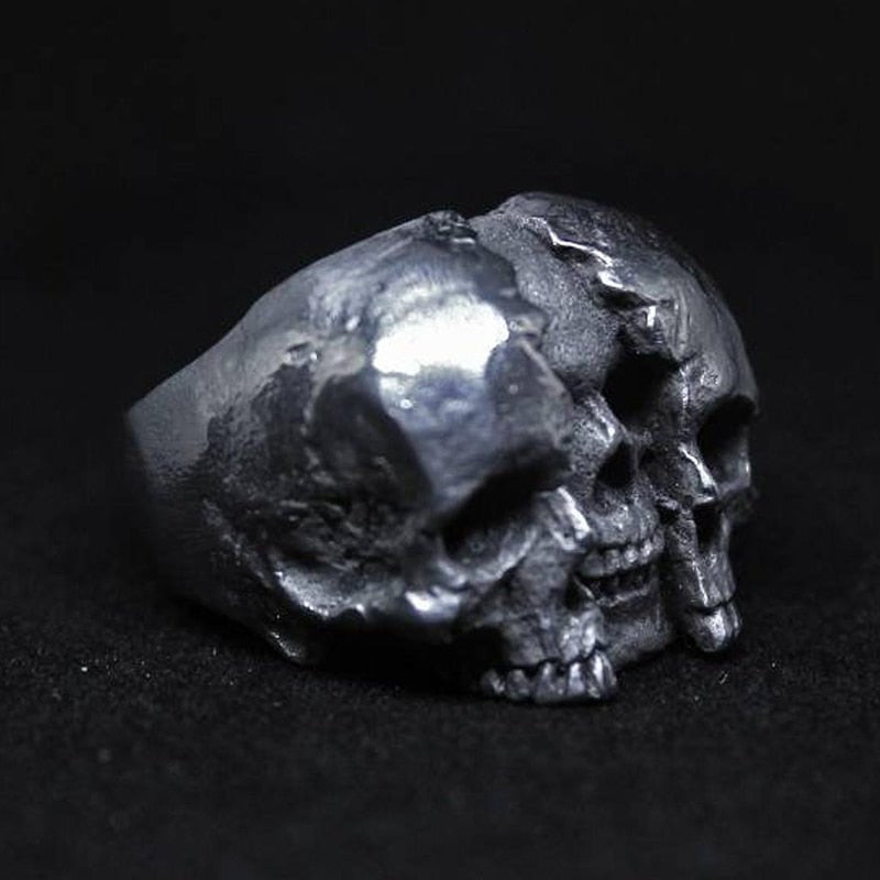 Calvarium Three-Headed Skulls Ring