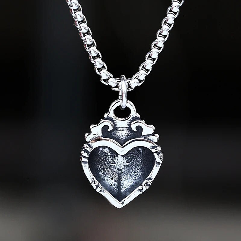 Chains Of Heart Pendant - Chrome Cult