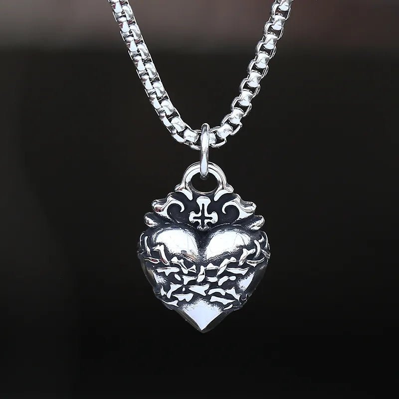 Chains Of Heart Pendant - Chrome Cult