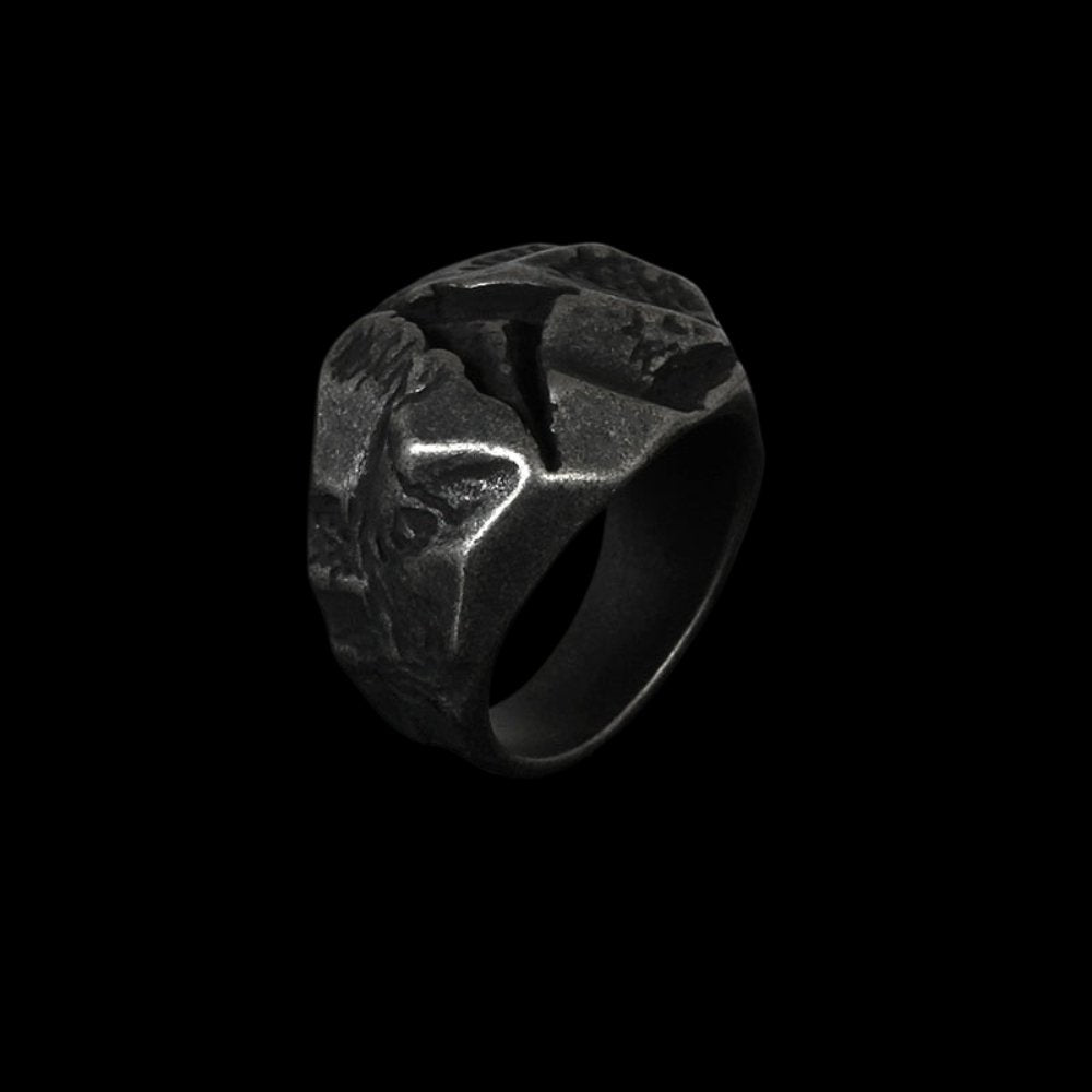 Cracked Fossil Ring - Chrome Cult
