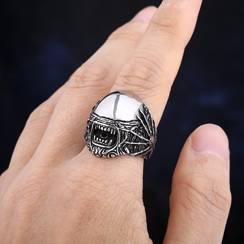 Cyberpunk Skull Head Ring - Chrome Cult