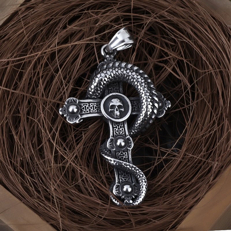 Dragon Budded Cross Skull Pendant