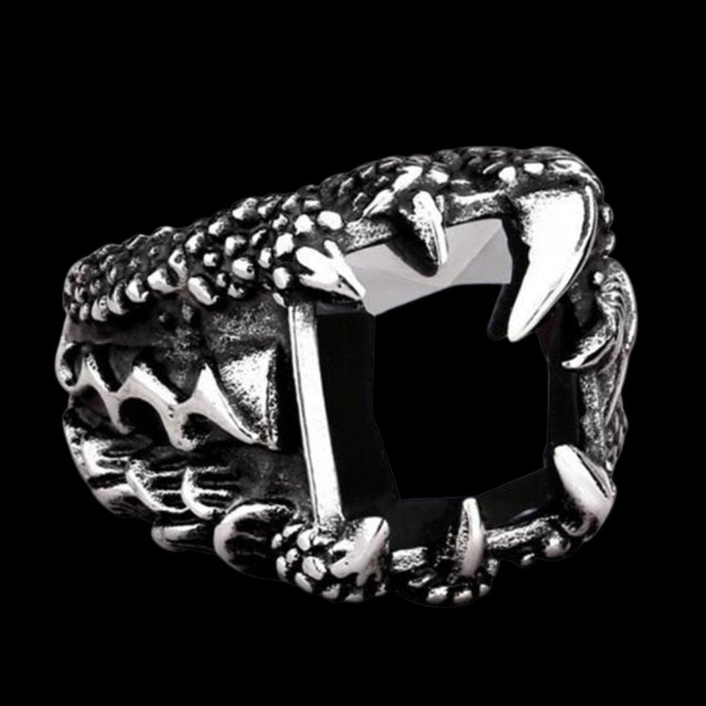 Dragon Claw Crystal Ring - Chrome Cult