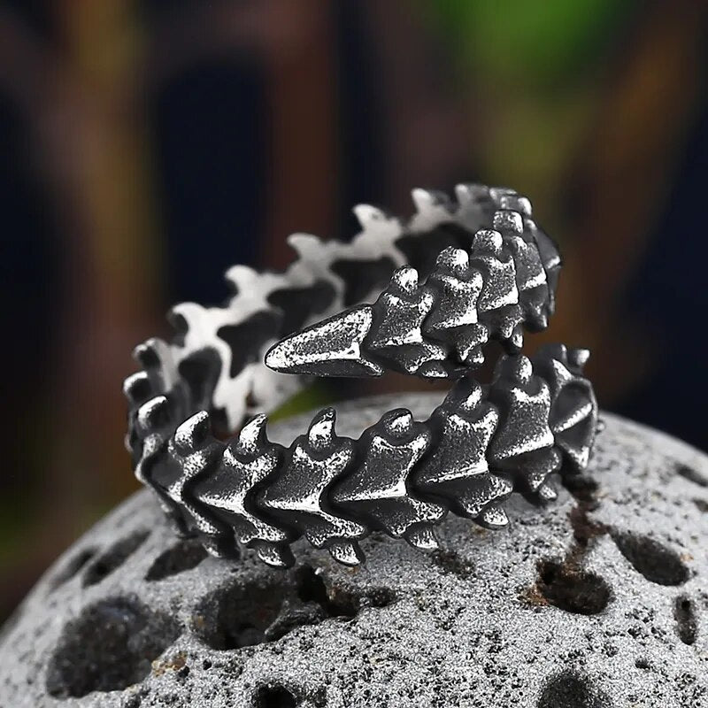 Dragon Spine Ring - Chrome Cult