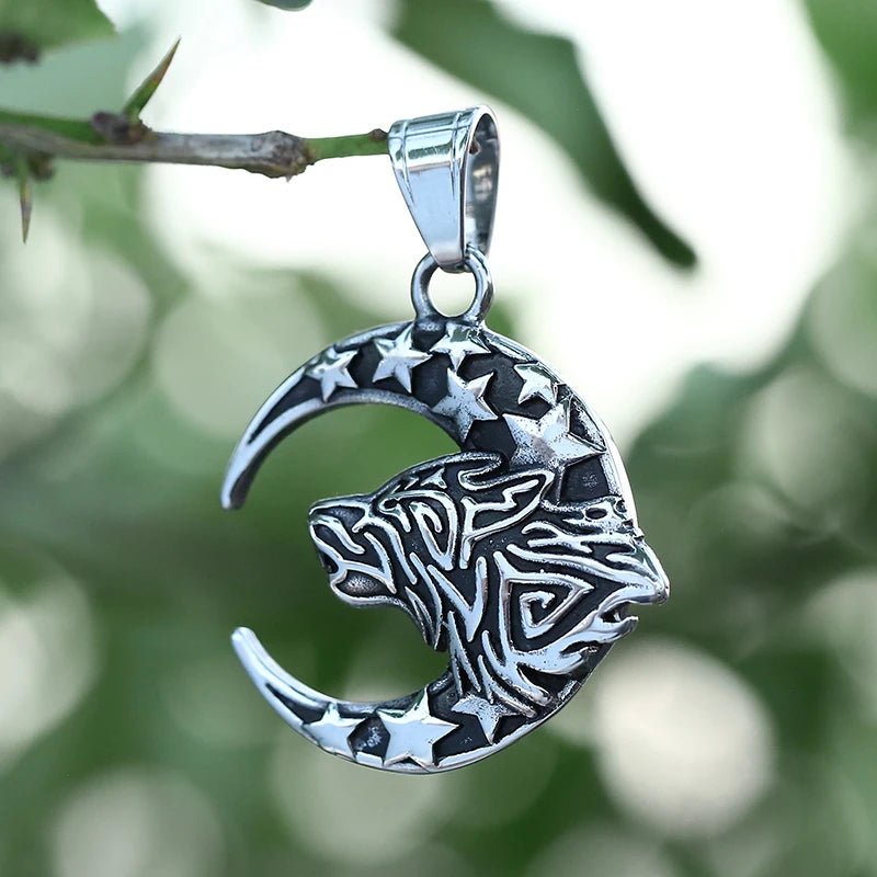 Full Moon Wolf Pendant - Chrome Cult