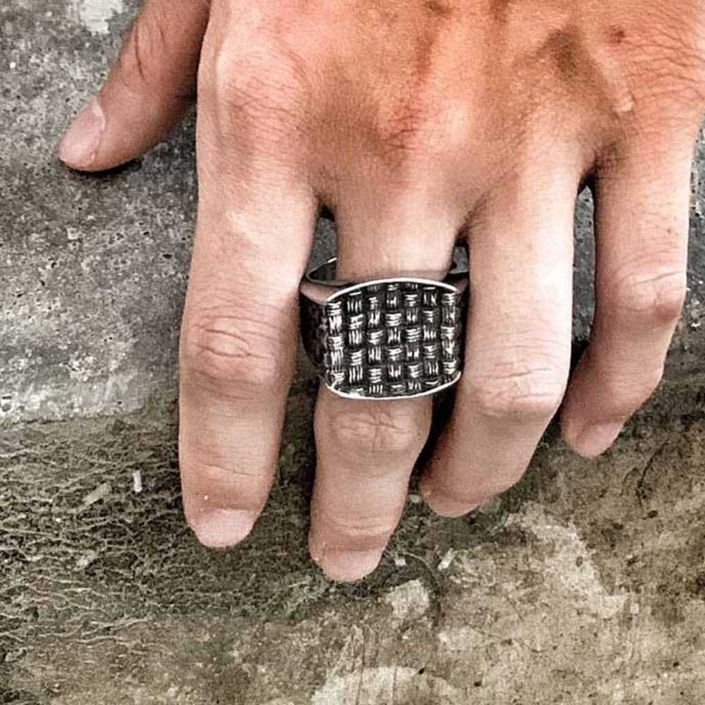 Geometry Mesh Ring - Chrome Cult