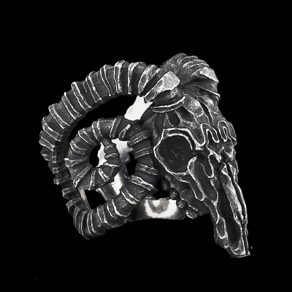 Goat Skull Ring - Chrome Cult