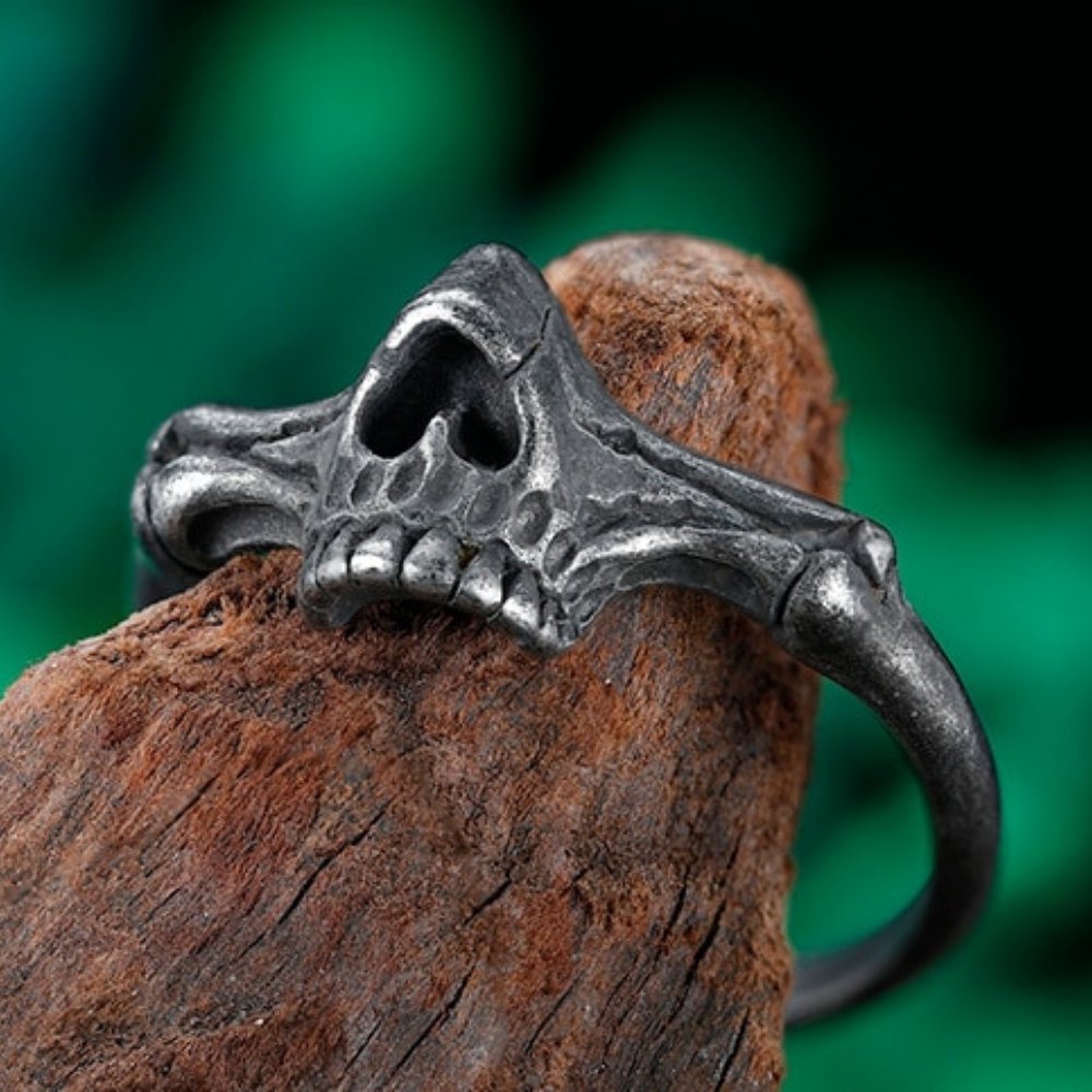 Half Face Skull Ring - Chrome Cult