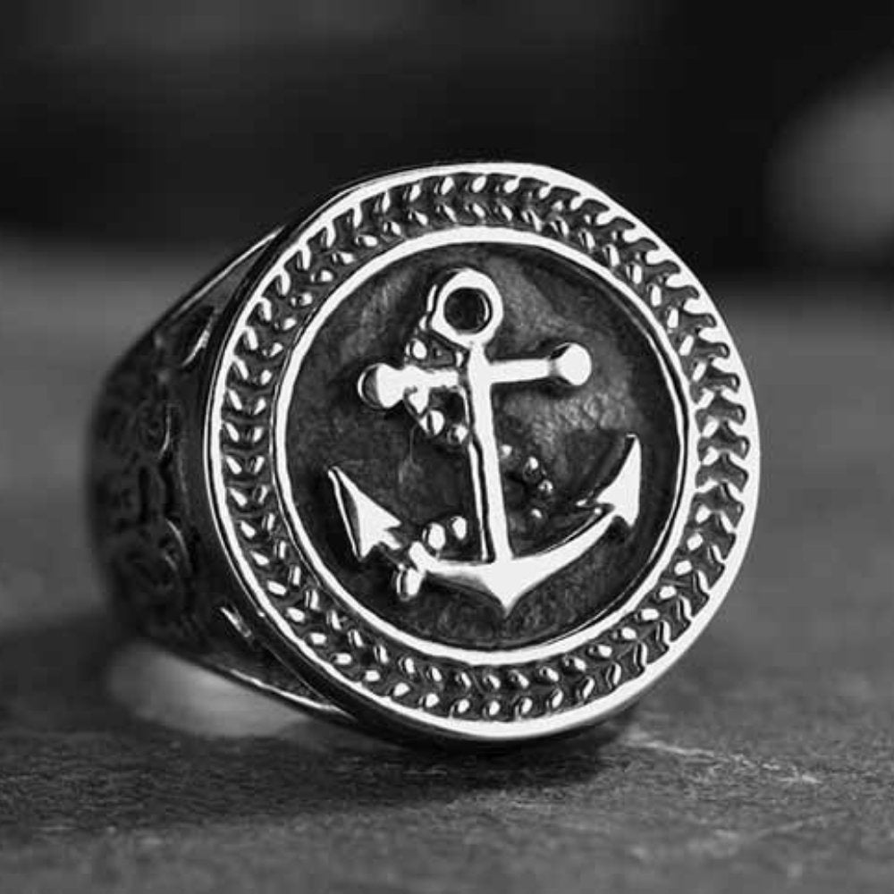 Halo Laurel Leaf Anchor Ring - Chrome Cult