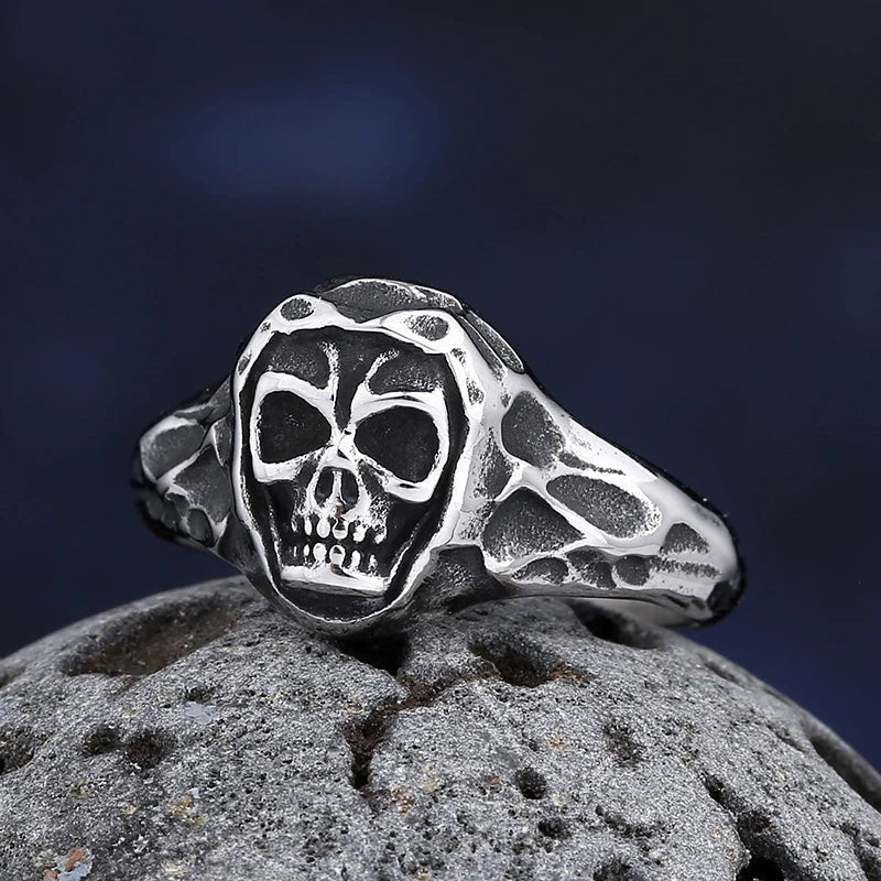 Headstone Skull Ring - Chrome Cult