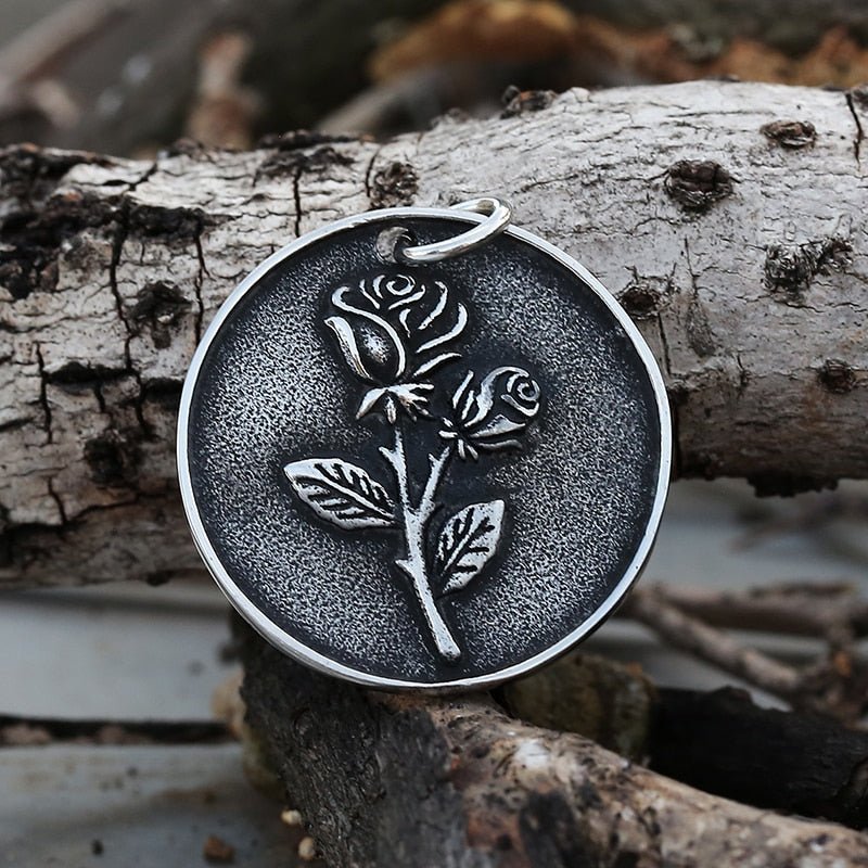 I Love You Rose Circle Pendant - Chrome Cult