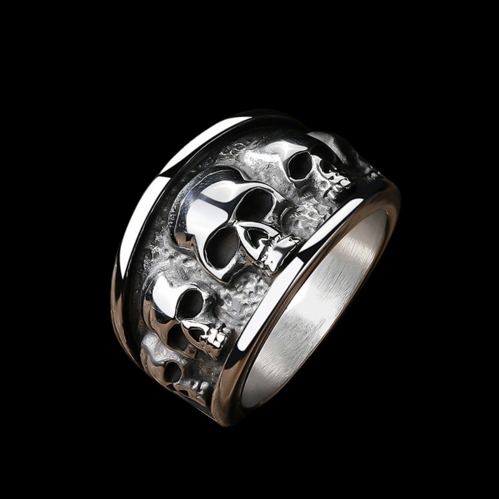 Lost Skulls Eternity Ring - Chrome Cult