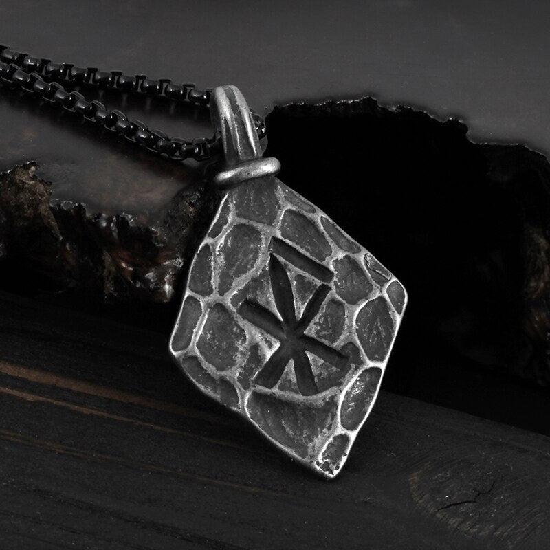 Love Bind Rune Spear Pendant