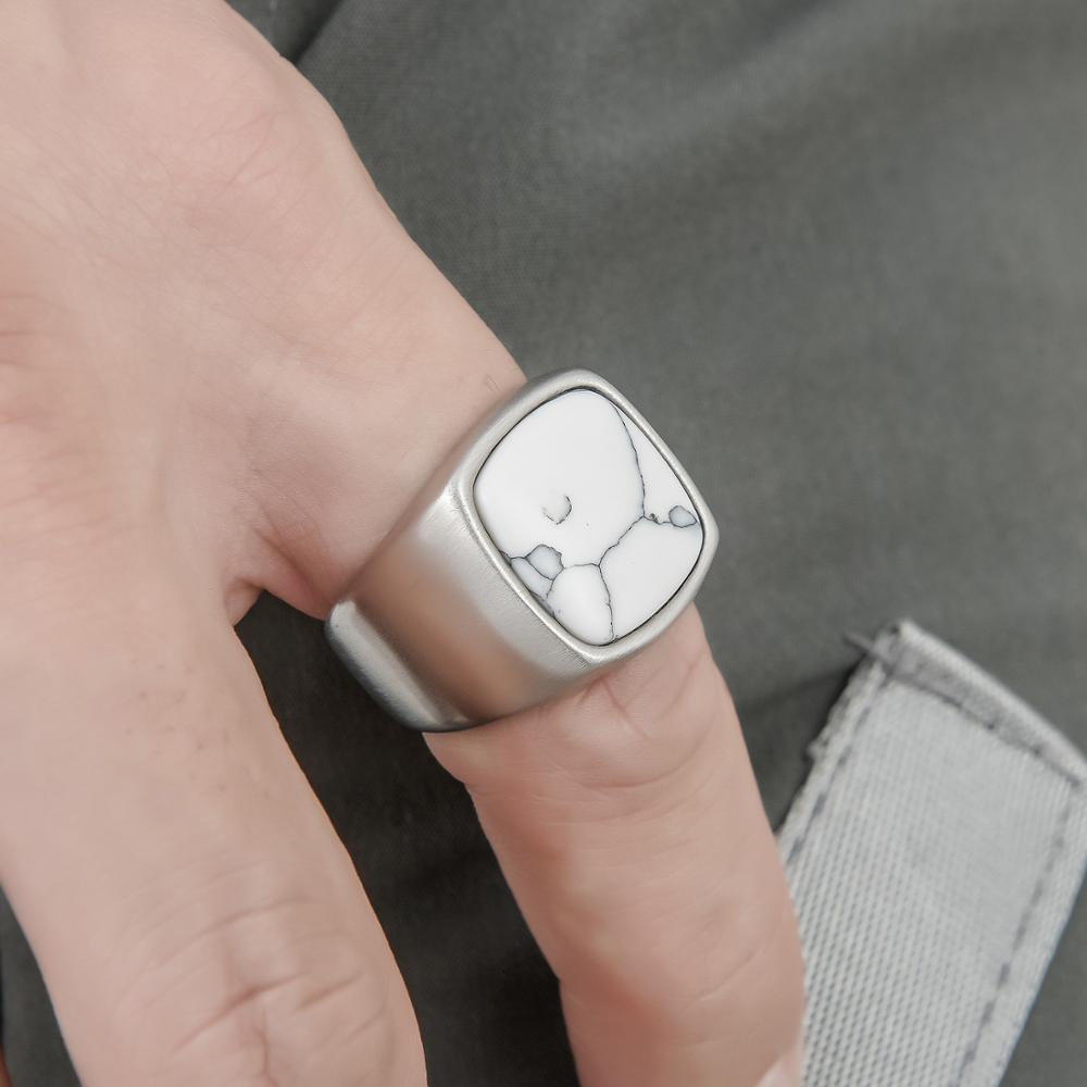 Minimal Gem Sigil Ring - Chrome Cult