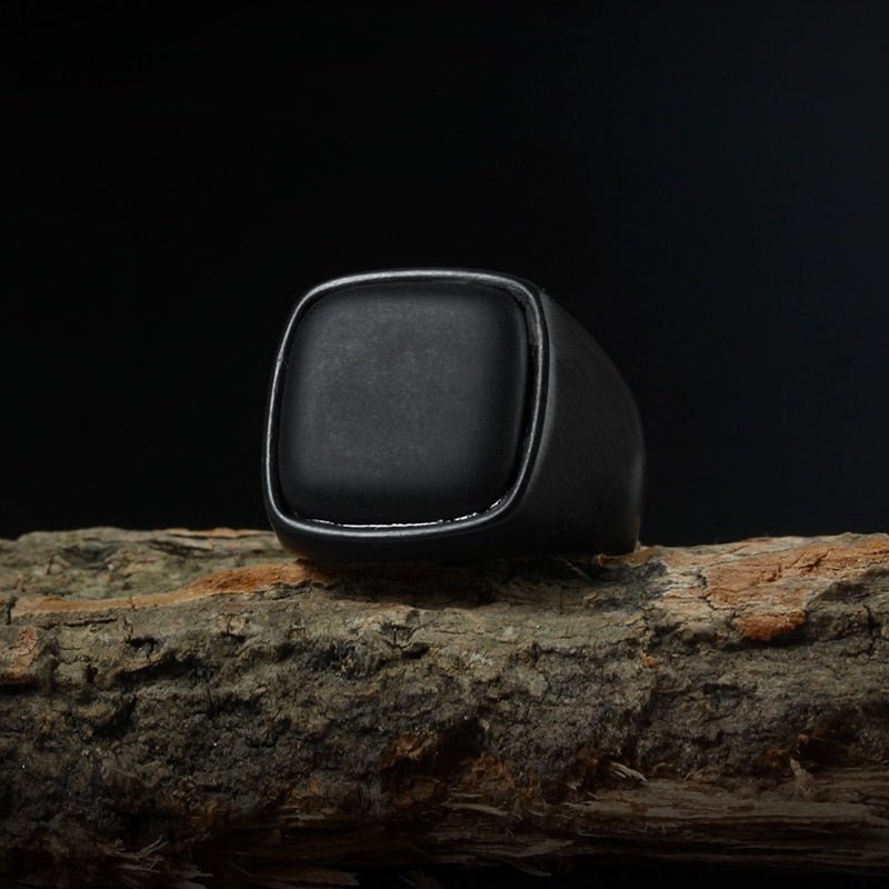 Modern Gemstone Black Ring - Chrome Cult