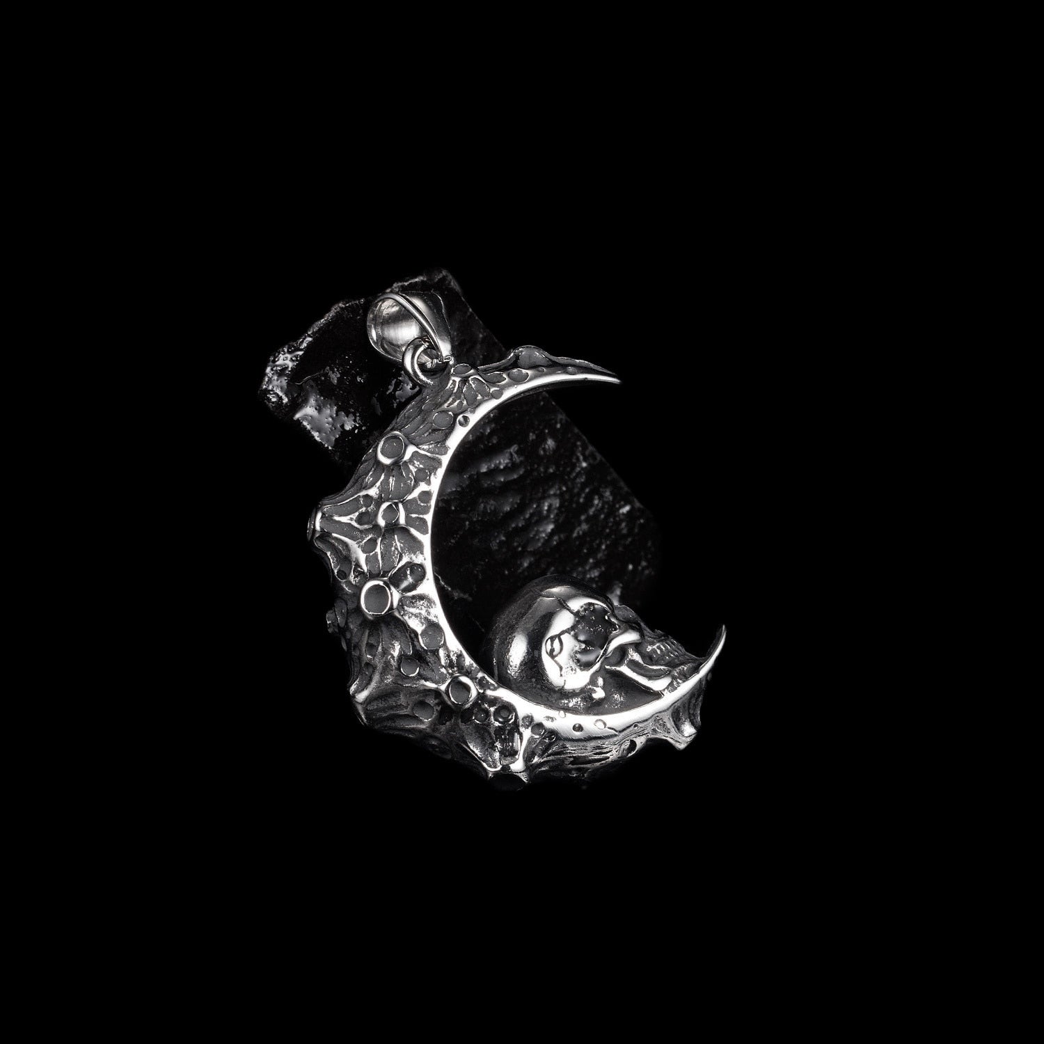 Moon Skull Pendant - Chrome Cult