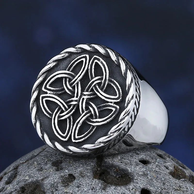 Quartet Celtic Knot Ring - Chrome Cult