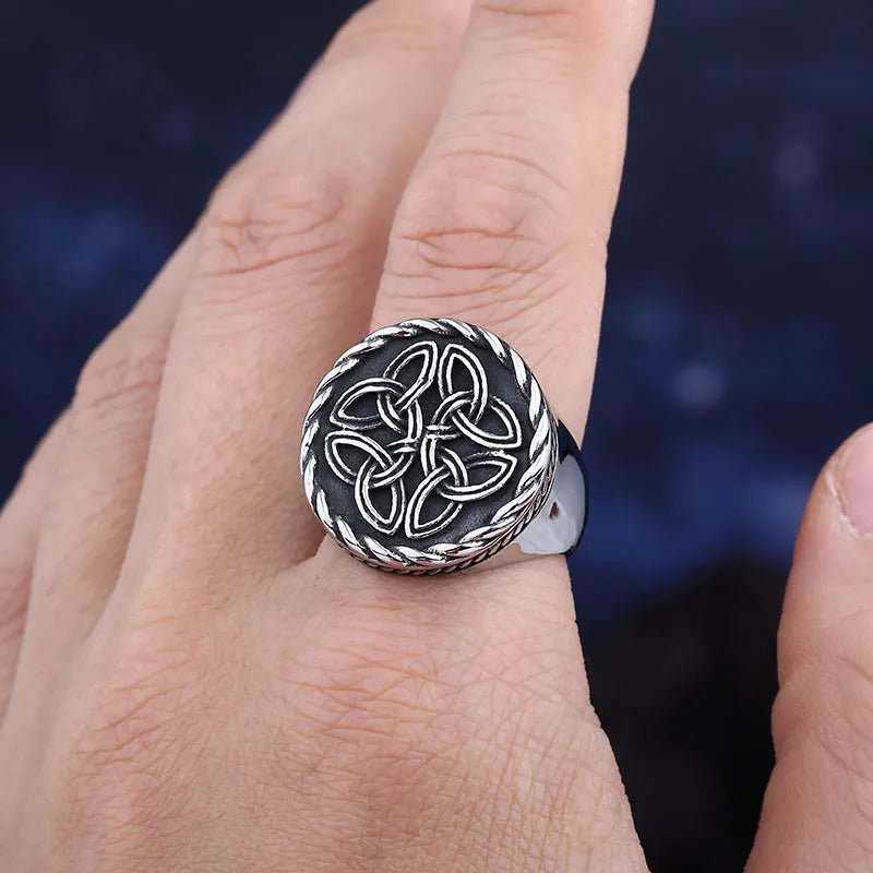 Quartet Celtic Knot Ring - Chrome Cult