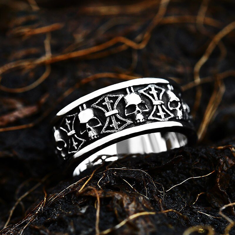 Skull Cross Eternity Ring - Chrome Cult