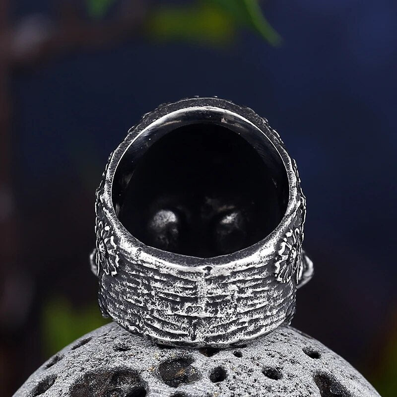 The Black Pearl Skull Ring - Chrome Cult