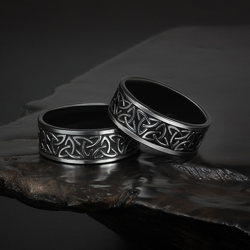 Triquetra Eternity Ring - Chrome Cult