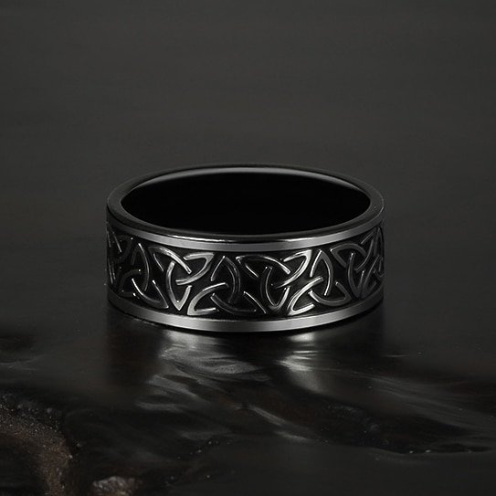 Triquetra Eternity Ring - Chrome Cult