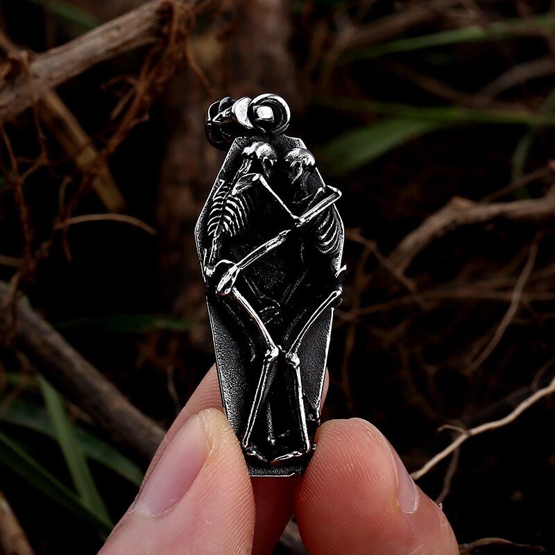 Valdaro Lovers Skeleton Pendant | Stainless Steel Gothic Jewelry
