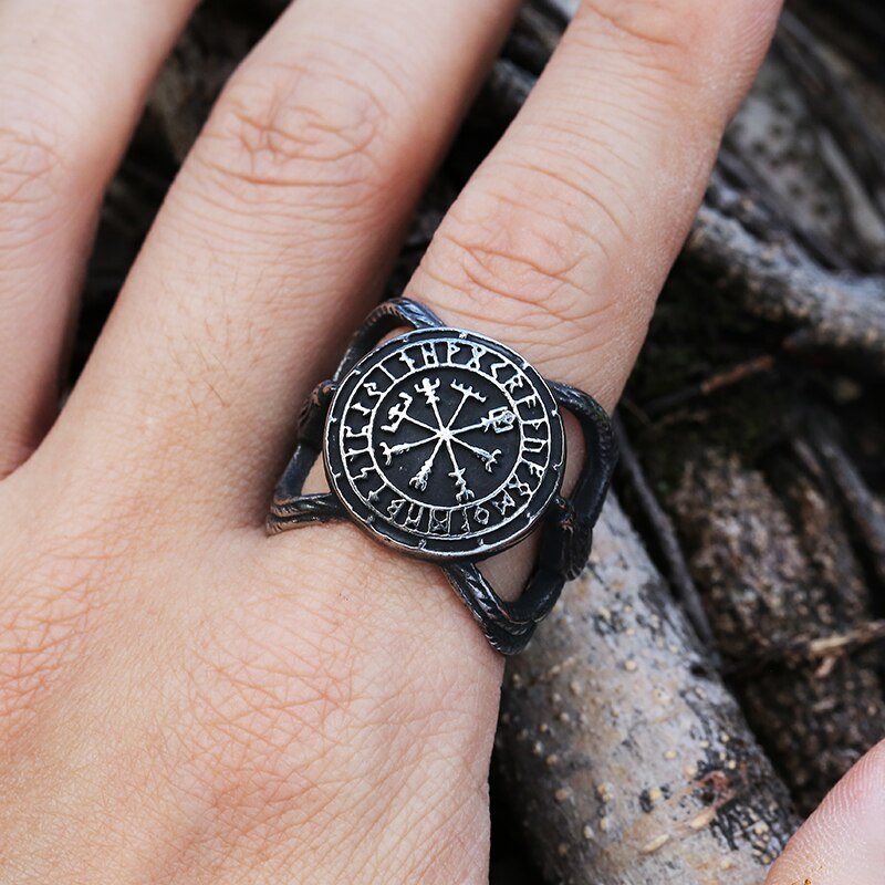 Vegvisir Eagle Ring - Chrome Cult