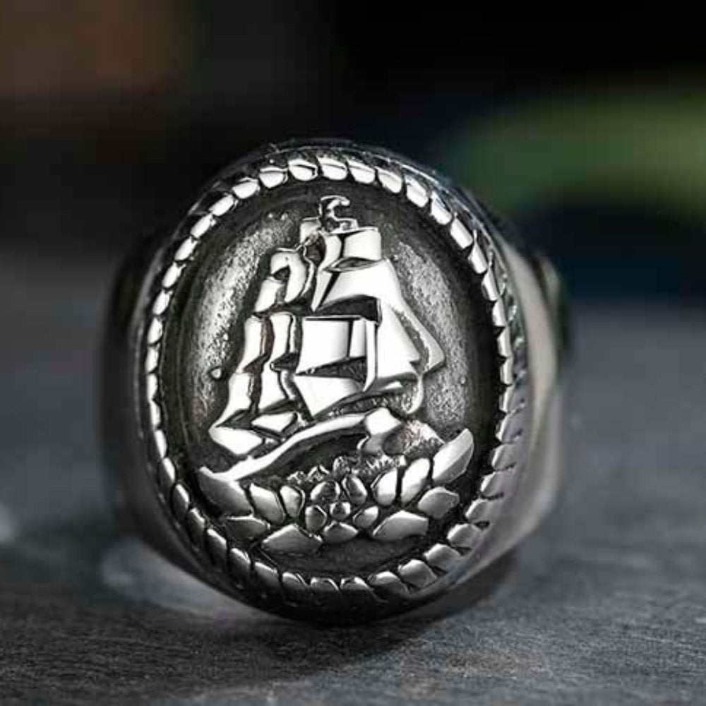 Vintage Sailboat Ring - Chrome Cult